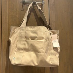 Beis beisics tote bag beige NWT